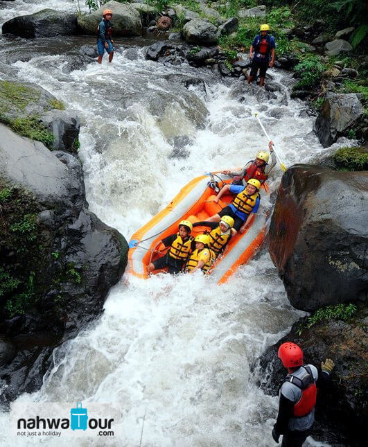 Rafting Sungai amprong