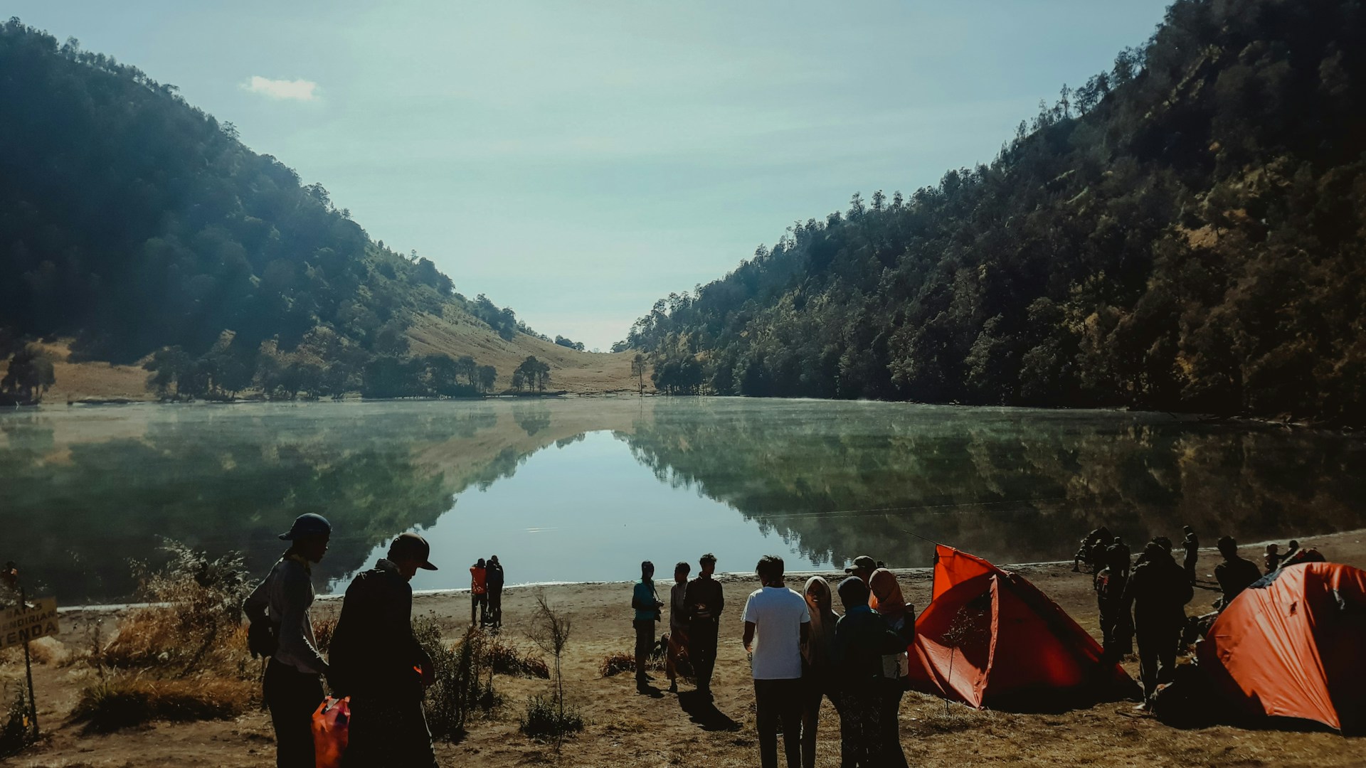 Paket Wisata untuk Para Pendaki yang Siap Menaklukkan Bromo dan Semeru